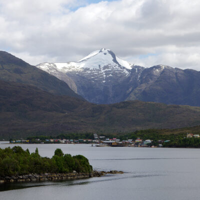 Puerto Edén