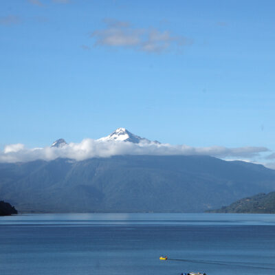 volcán Yates