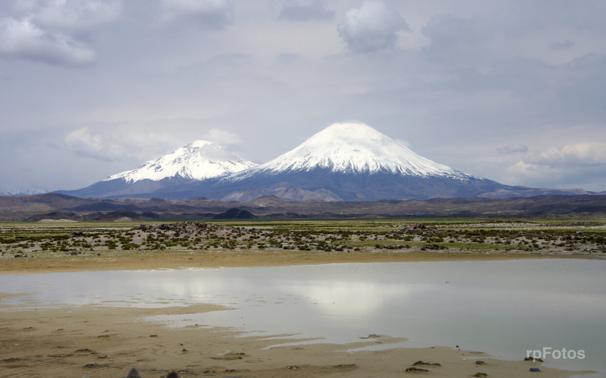 volcanes Pomerape y Parinacota