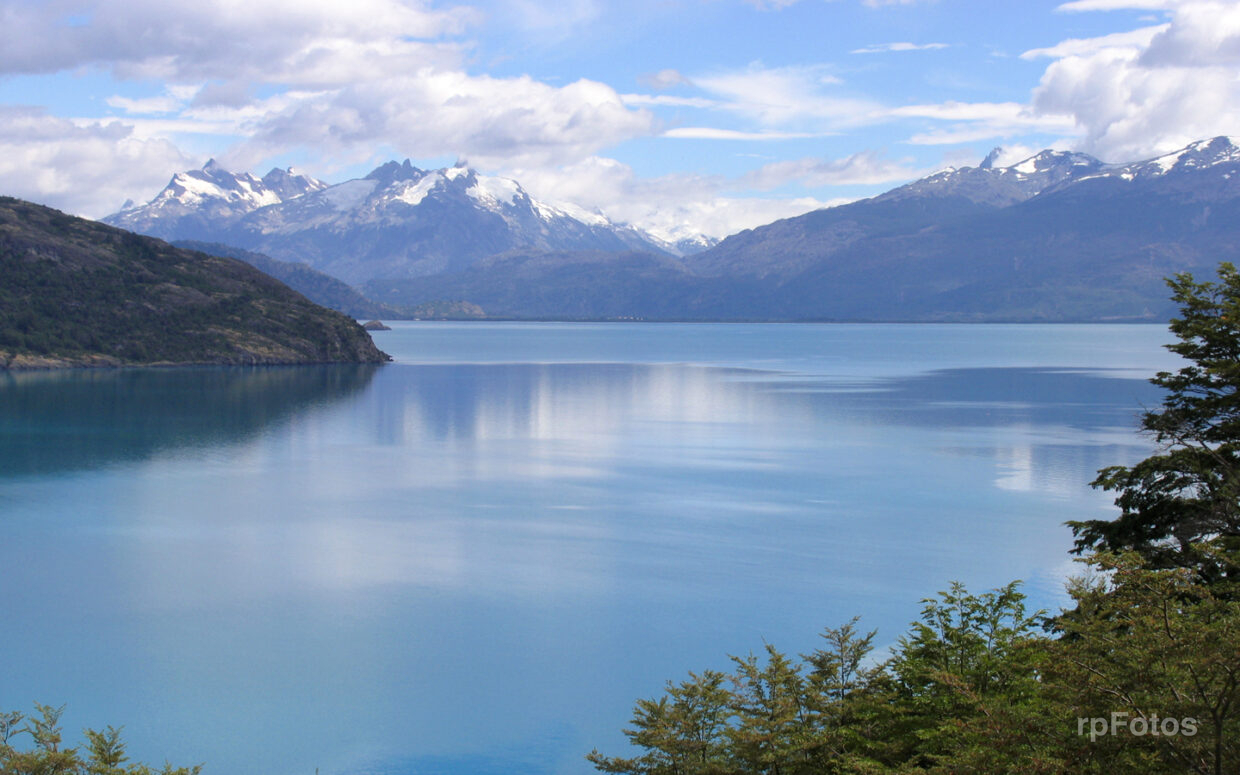 Puerto Guadal en el Lago Gral carrera