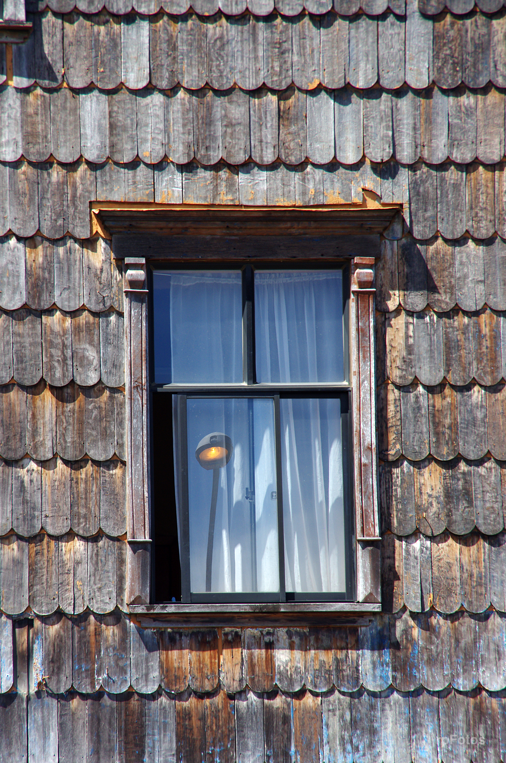 Ventana en Puerto Octay