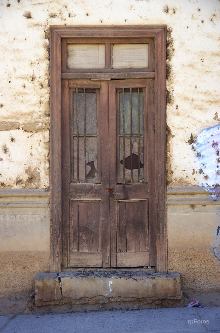 Puerta en Pisco Elqui