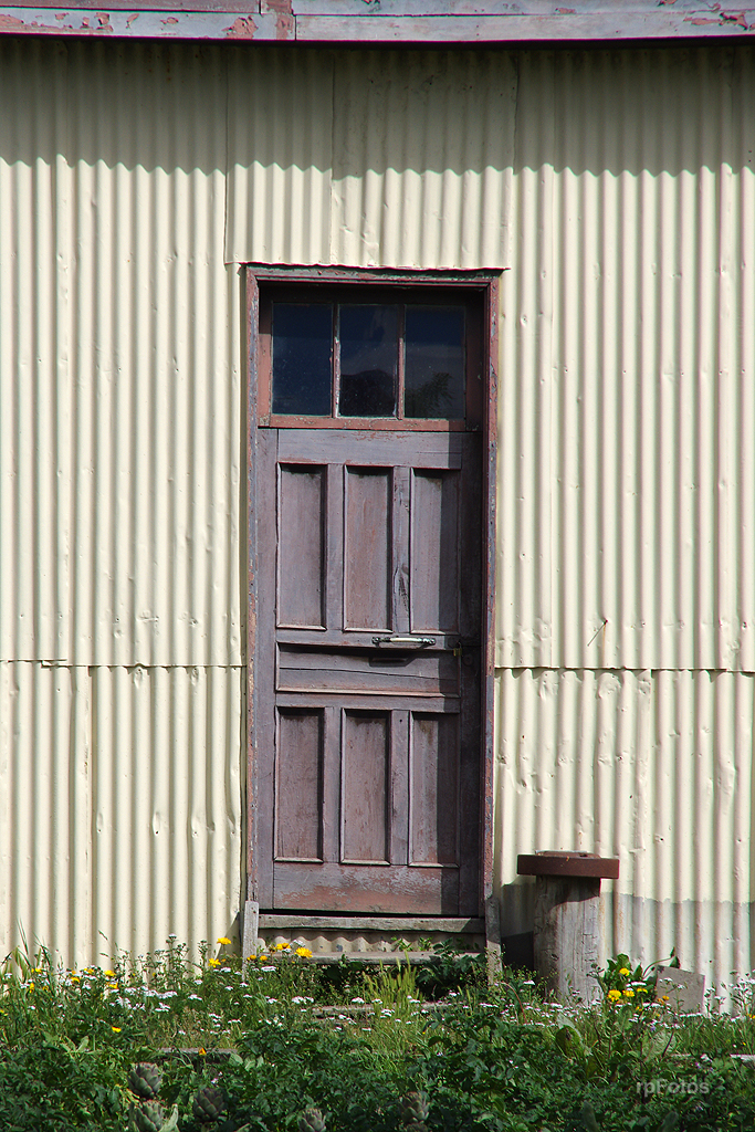 Puerta en Porvenir