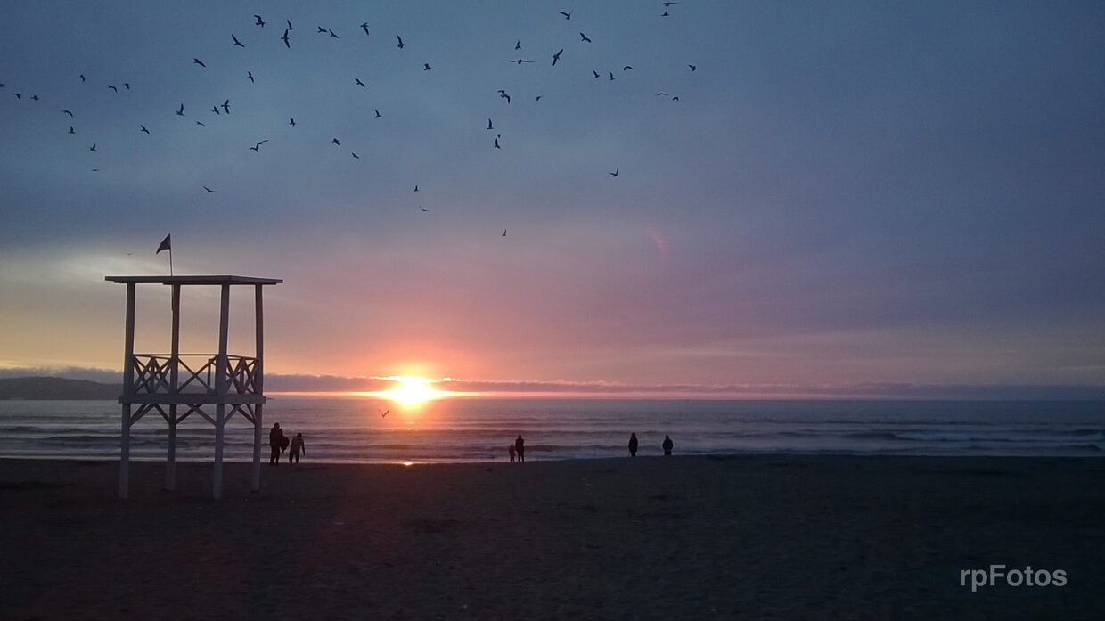 Puesta de sol en La Serena